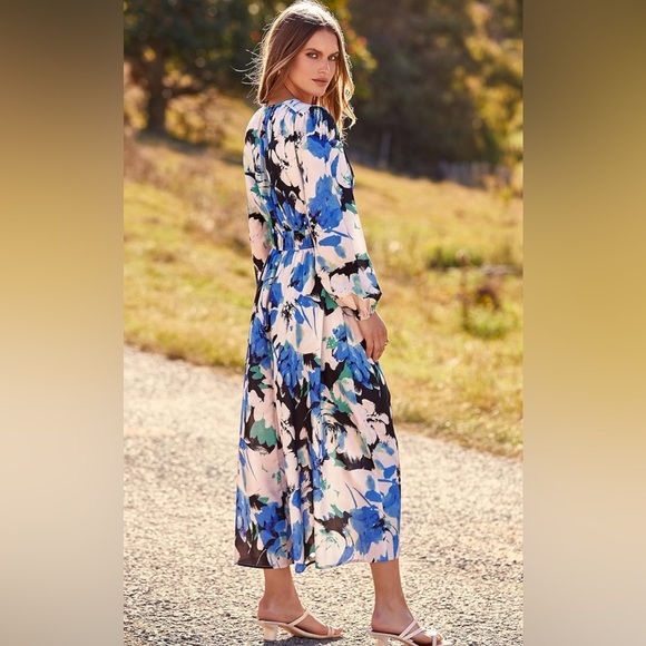 Floral Blue, Green, & White Long Sleeve Midi Dress NWT Sz XL Bust 47” Retails$69 - Picture 7 of 7